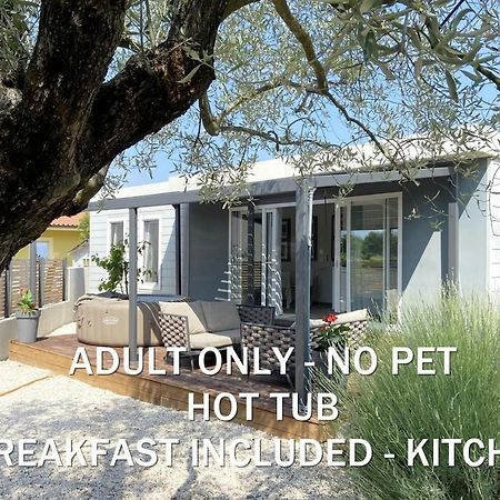 Boutique Mobile Homes Ulikarovinj (Adults Only) Eksteriør bilde